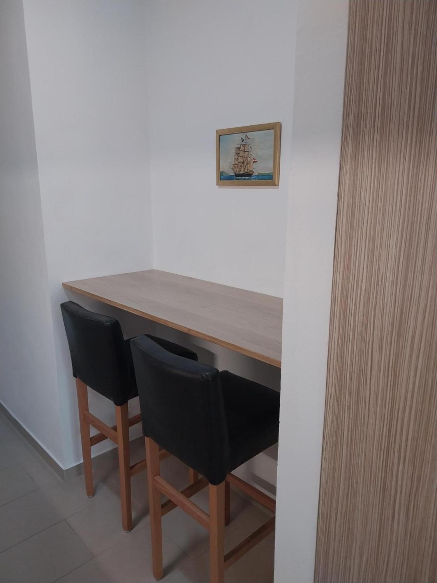 Apartments Villa Danilovic Херцег Нови Екстериор снимка