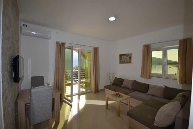 Apartments Villa Danilovic Херцег Нови Екстериор снимка