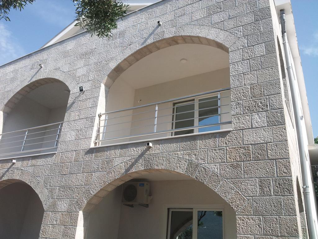 Apartments Villa Danilovic Херцег Нови Екстериор снимка