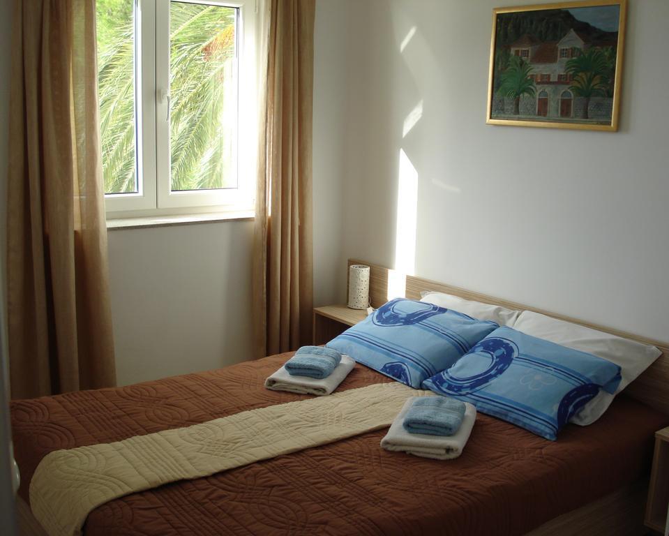 Apartments Villa Danilovic Херцег Нови Екстериор снимка